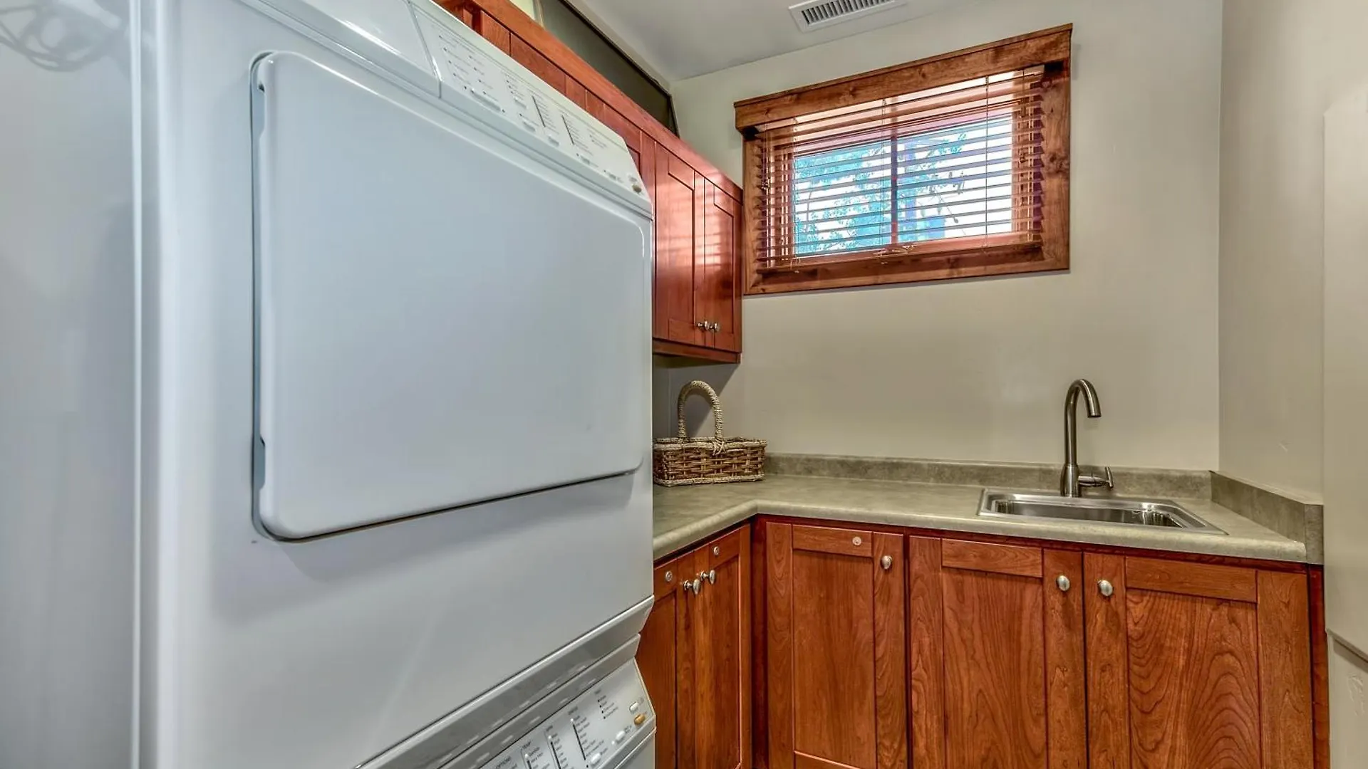 Sierra Shores Two - Lakefront Luxury South Lake Tahoe Appartamento