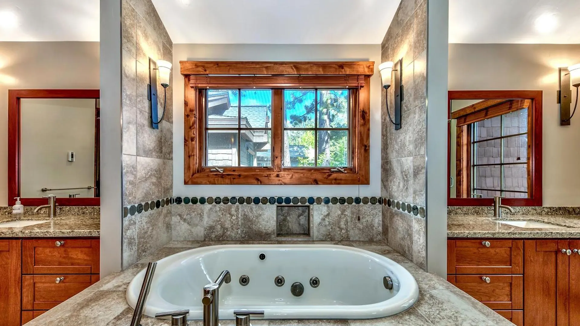 Appartamento Sierra Shores Two - Lakefront Luxury South Lake Tahoe